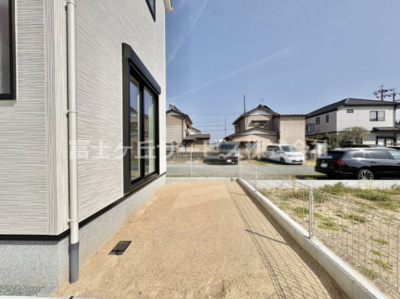 【庭】 | 豊橋市松井町 2期 新築一戸建て 4号棟 | お庭も活用できます