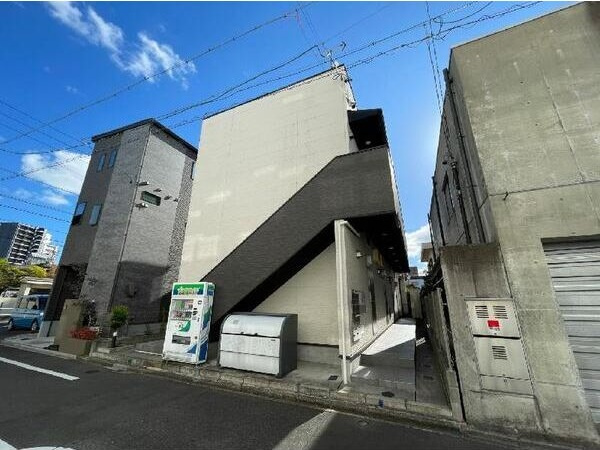 プレミア中村公園(プレミアナカムラコウエン)