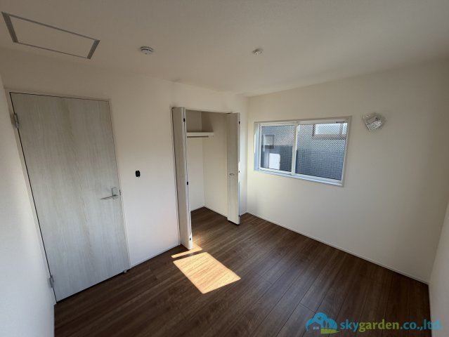 厚木市愛名　新築戸建　全3棟2号棟の子供部屋