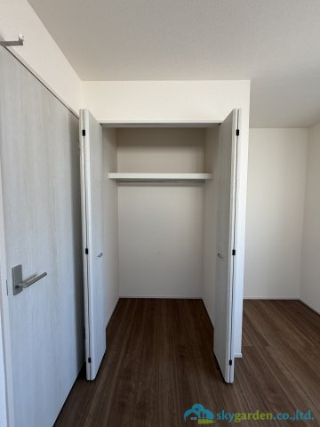 厚木市愛名　新築戸建　全3棟2号棟の収納