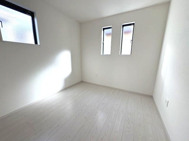 【子供部屋】 | 福岡市南区曰佐1丁目2期　1号棟（全2棟）【仲介手数料無料・0円】 | 施工例。施工例は完成時と異なる場合があります。