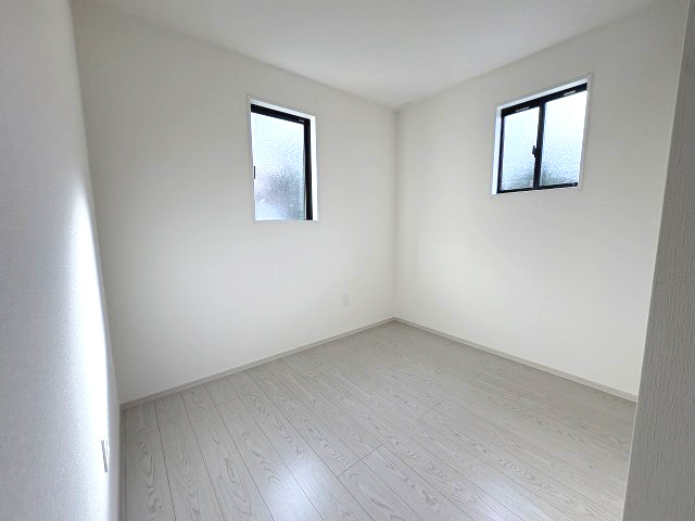 【子供部屋】 | 福岡市南区曰佐1丁目2期　1号棟（全2棟）【仲介手数料無料・0円】 | 施工例。施工例は完成時と異なる場合があります。