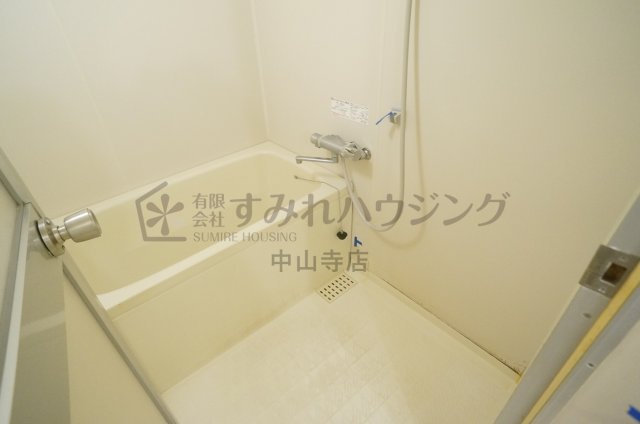 ラ・フィーネ芳樹の浴室