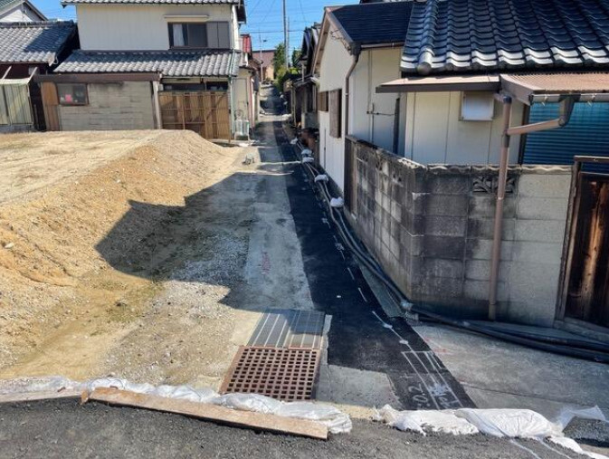 常滑市山方町8丁目　売り土地の前面道路含む現地写真|前面道路含む現地写真です