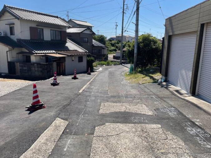 常滑市山方町8丁目　売り土地の前面道路含む現地写真|前面道路含む現地写真です