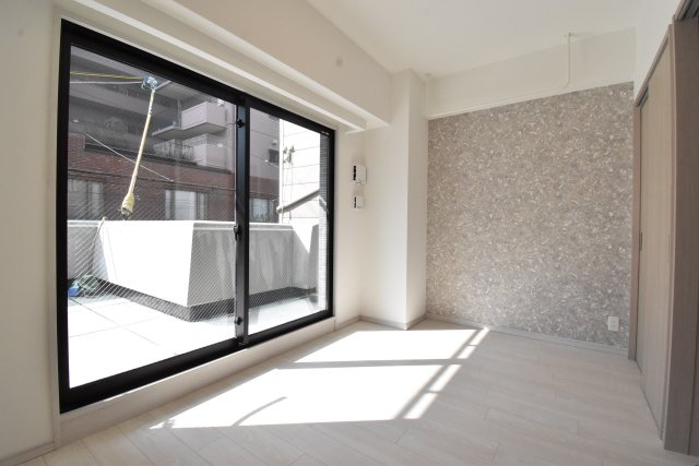 【寝室】 | Toshin Architect Bldg（トーシンアーキテクトビル）