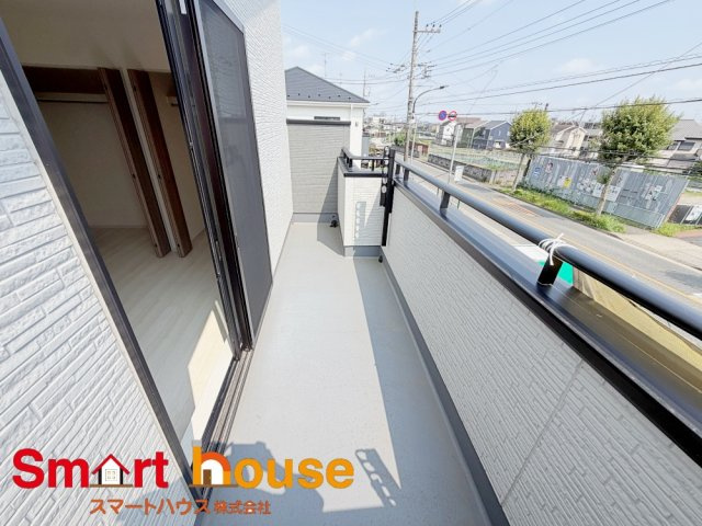 町田市相原町　全7棟のバルコニー