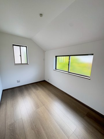 垂水区南多聞台５丁目　新築戸建ての洋室|個人の部屋や寝室として使える洋室です