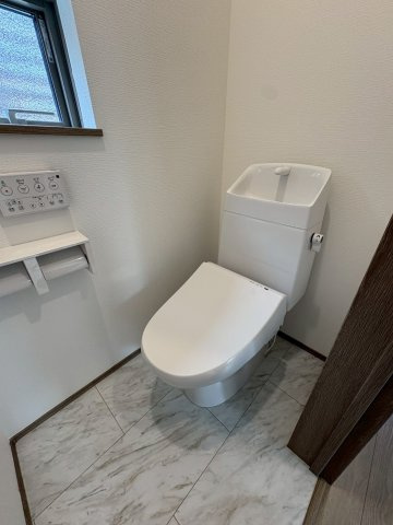 垂水区南多聞台５丁目　新築戸建てのトイレ|シンプルで使いやすいトイレです