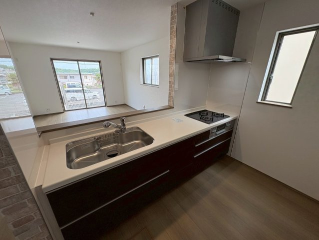 垂水区南多聞台５丁目　新築戸建てのキッチン|キッチンでお料理をお楽しみください