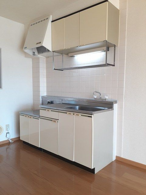 ＮＥＷ　ＣＩＴＹ　静波のキッチン
