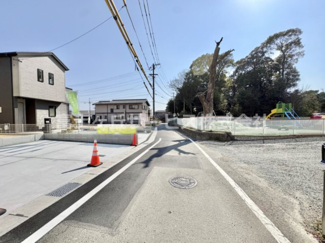 【前面道路含む現地写真】 | 豊橋市二川町 新築一戸建て 5号棟 | 前面道路含む現地写真です