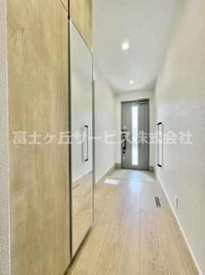 【玄関】 | 豊橋市二川町 新築一戸建て 5号棟 | 玄関です