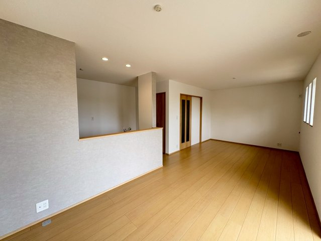 垂水区南多聞台５丁目　新築戸建ての居間・リビング