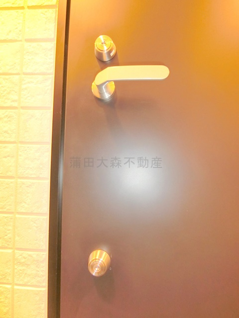 ルネコート大鳥居の玄関