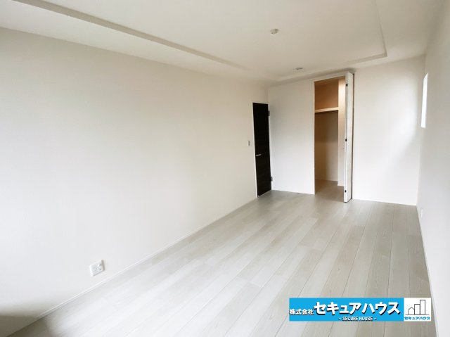 【完成】名古屋市南区中江２丁目の洋室|【洋室】
◆お子様のお部屋や主寝室、来客時の宿泊室、趣味のお部屋としてもご利用いただけます♪