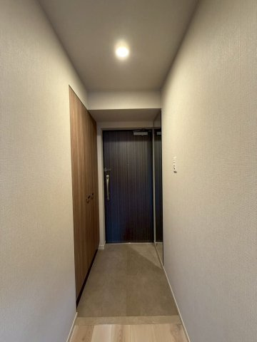 【玄関】 | スプランディッドライズ新大阪ノース
