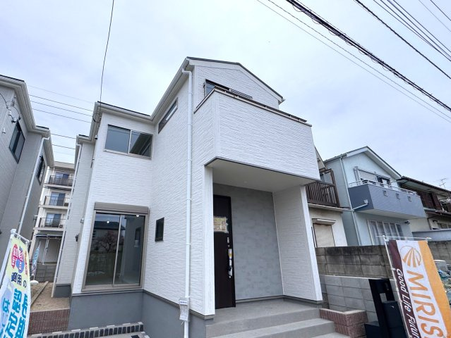 流山市富士見台１丁目新築戸建【新川小学校：8分】の外観|2号棟外観・完成済み内覧可能です！