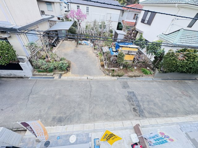 流山市富士見台１丁目新築戸建【新川小学校：8分】の展望|バルコニーより道路側眺望・南道路で日当たり良好♪