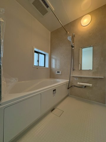 垂水区南多聞台５丁目　新築戸建ての浴室|お風呂で日々の疲れを落としましょう