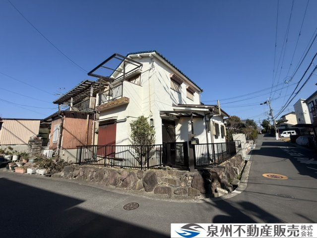 泉佐野市南泉ケ丘1丁目　古家付き土地
