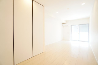 【居間・リビング】 | リブリ・CASA TRES | ※同物件・同タイプの写真です。