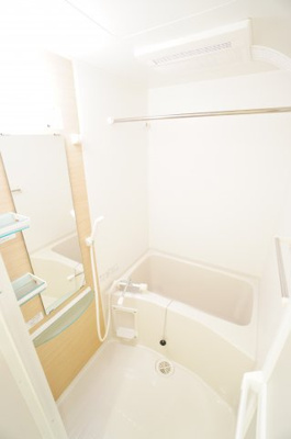 【浴室】 | リブリ・CASA TRES | ※同物件・同タイプの写真です。