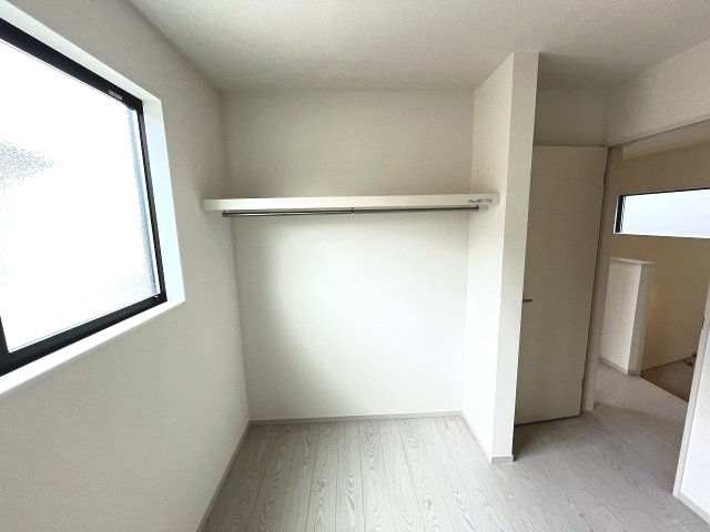 【収納】 | 福岡市南区寺塚2丁目1期　1号棟（全2棟）【仲介手数料無料・0円】 | 現地写真。