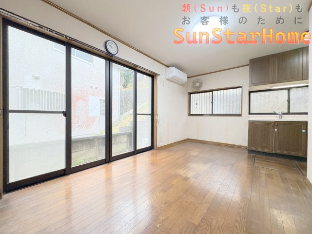【サンスターホーム】あきる野市草花　期間限定現況販売の居間・リビング