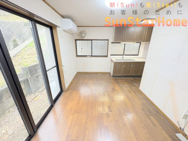 【サンスターホーム】あきる野市草花　期間限定現況販売の居間・リビング