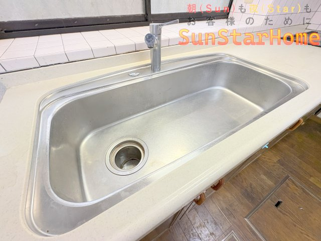 【サンスターホーム】あきる野市草花　期間限定現況販売のキッチン