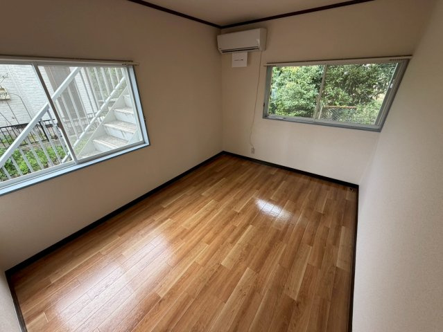 【寝室】