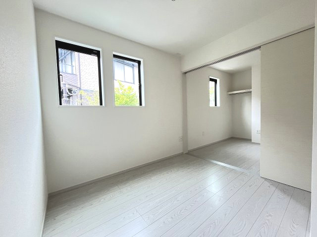 【子供部屋】 | 福岡市南区寺塚2丁目1期　2号棟（全2棟）【仲介手数料無料・0円】 | 現地写真。