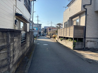 【前面道路含む現地写真】 | 再生住宅　藤沢市打戻 | 前面道路