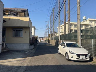 【前面道路含む現地写真】 | 再生住宅　藤沢市打戻 | 前面道路