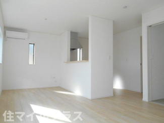 【居間・リビング】 | 二本松市油井新築一戸建て12棟 | 使いやすい居間です