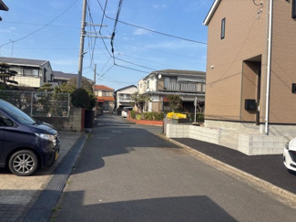 【前面道路含む現地写真】 | 綾瀬市深谷中　新築分譲住宅　全1棟  | 前面道路
