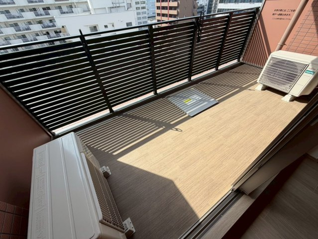 プレジオ梅田のバルコニー