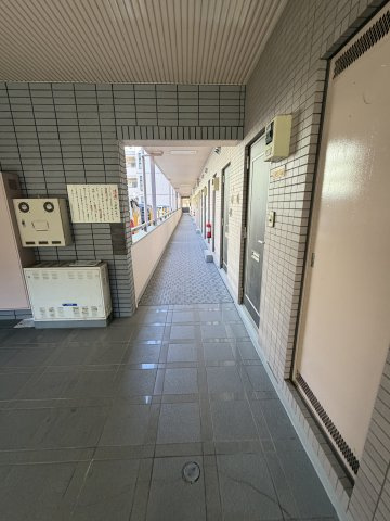 ジェイワンヒルズ西船のロビー