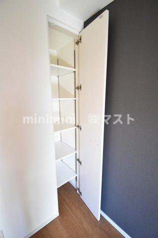 大阪市中央区瓦町１丁目の賃貸マンションの収納