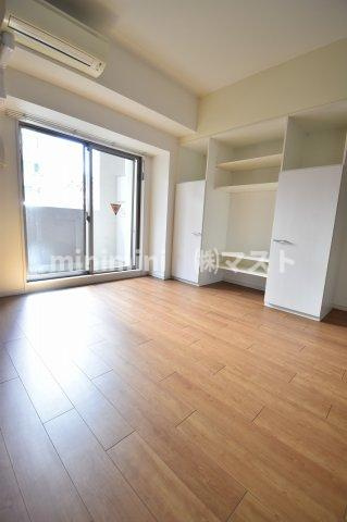 大阪市中央区瓦町１丁目の賃貸マンションの居間・リビング