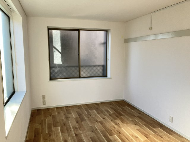 栄ミリオンコーポの居間・リビング|ゆったり過ごせるリビングです