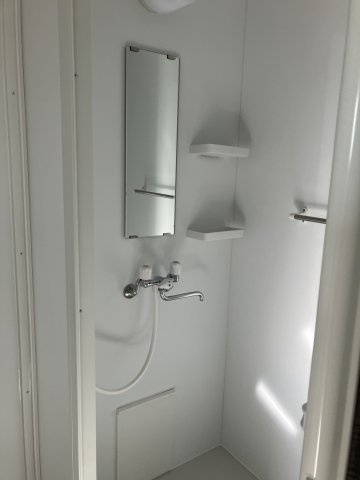 栄ミリオンコーポのシャワールーム|シンプルで使いやすいシャワールームです