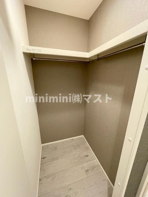 大阪市中央区北新町の賃貸マンションの収納