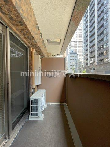 大阪市中央区常盤町２丁目の賃貸マンションのバルコニー