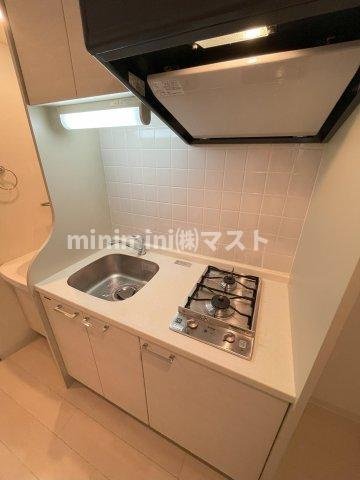 大阪市中央区常盤町２丁目の賃貸マンションのキッチン
