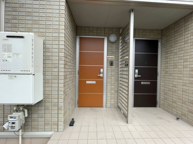 【エントランス】 | アロース・ガーデン　Ａ