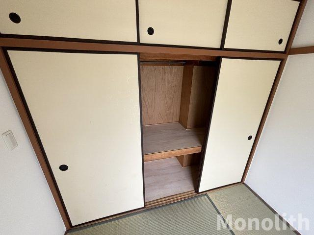 鶴山台59号棟の収納