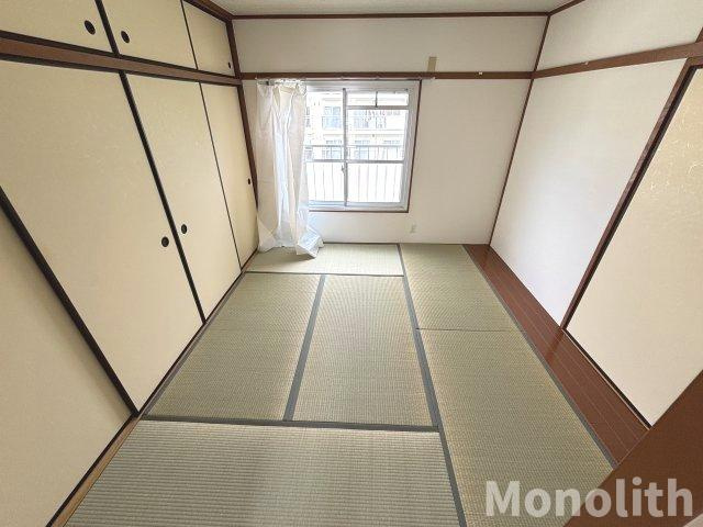 鶴山台59号棟の内装