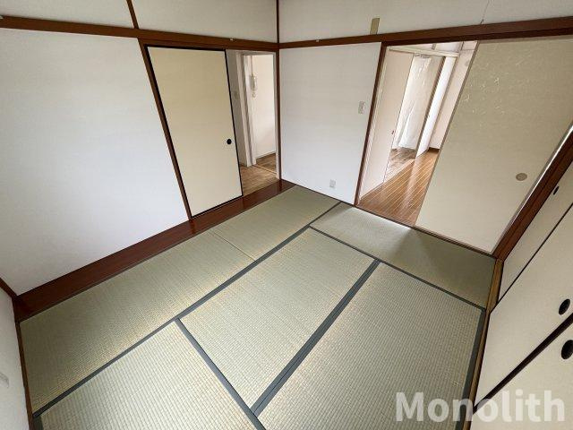 鶴山台59号棟の内装